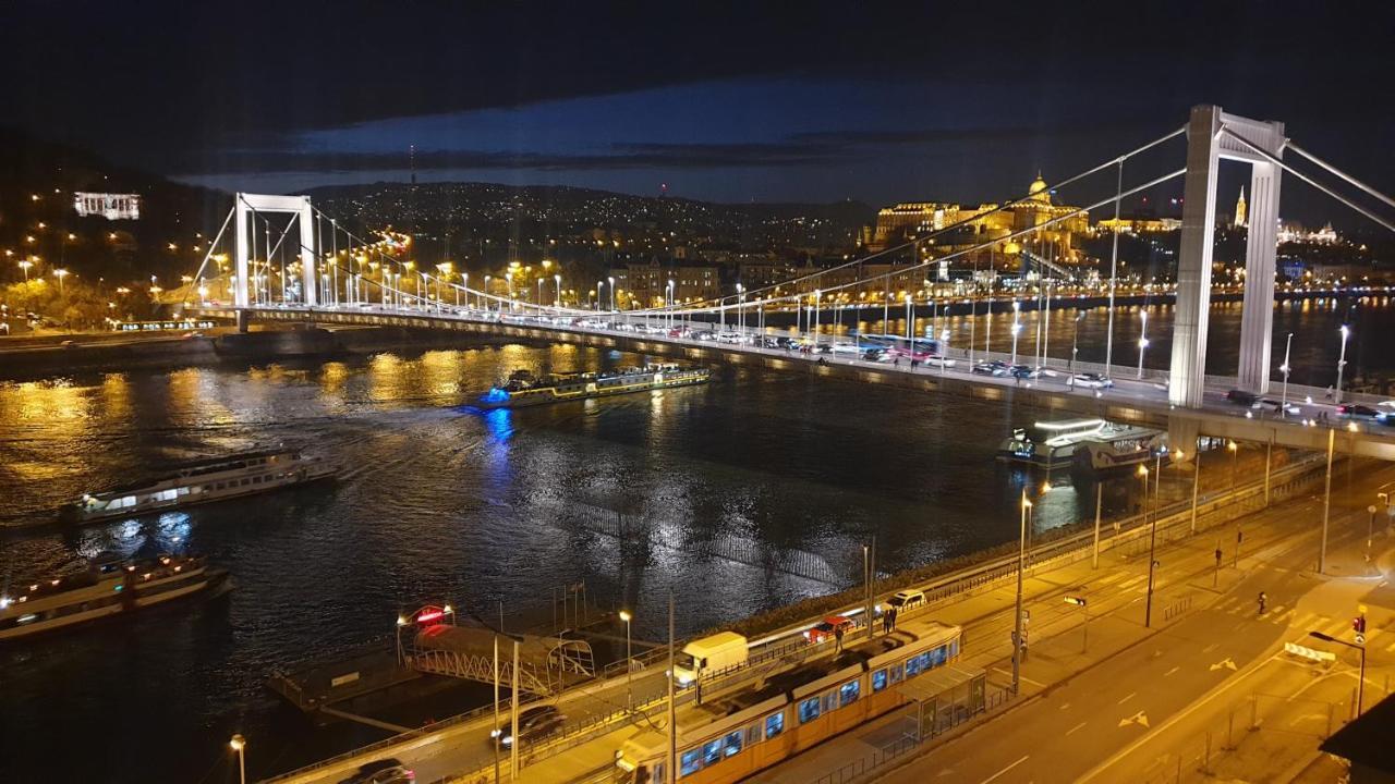 Danube View Apartamento Budapeste Exterior foto